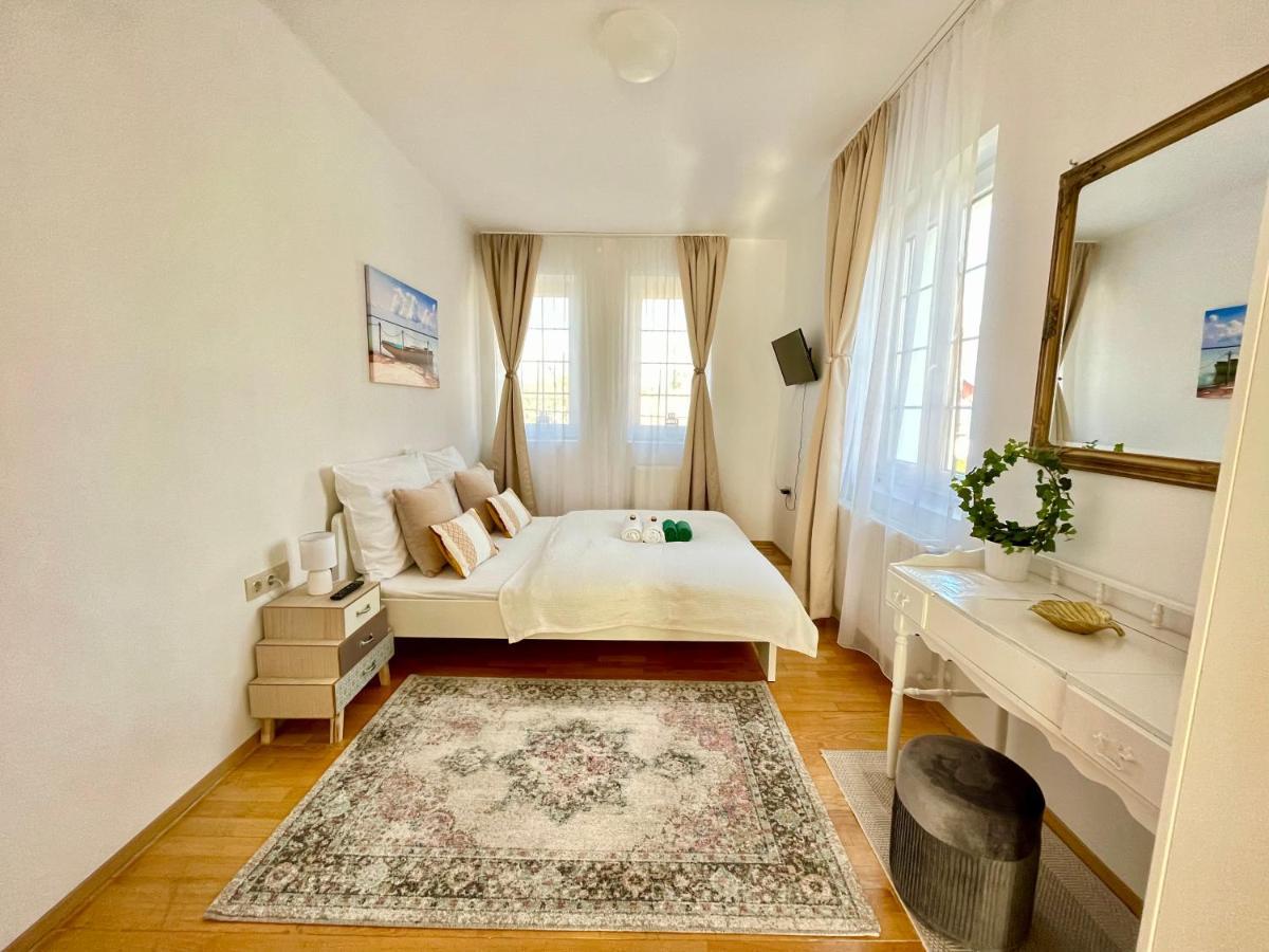 Libas Apartman Keszthely Exterior photo